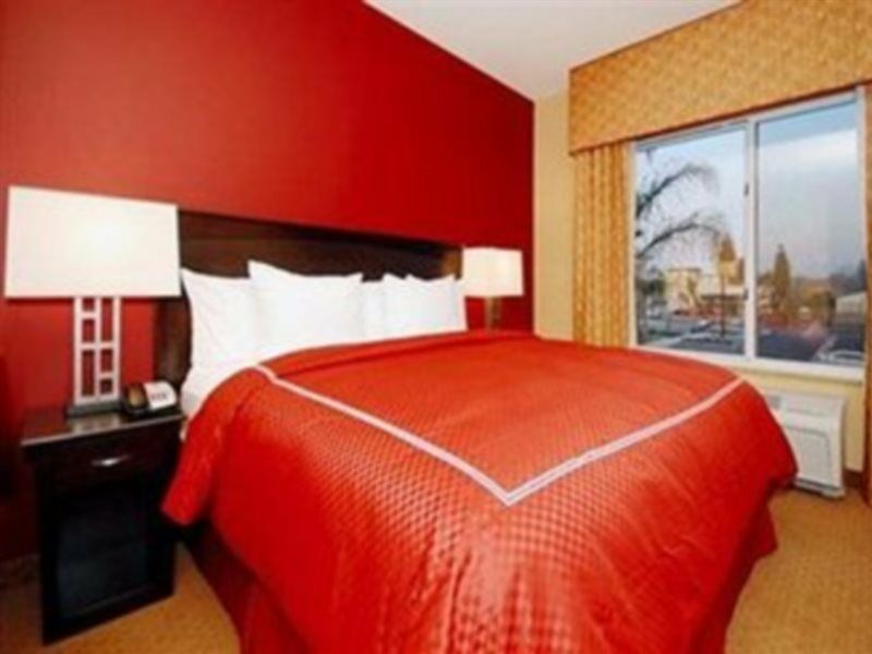 Comfort Suites Ontario Airport Convention Center Exterior foto